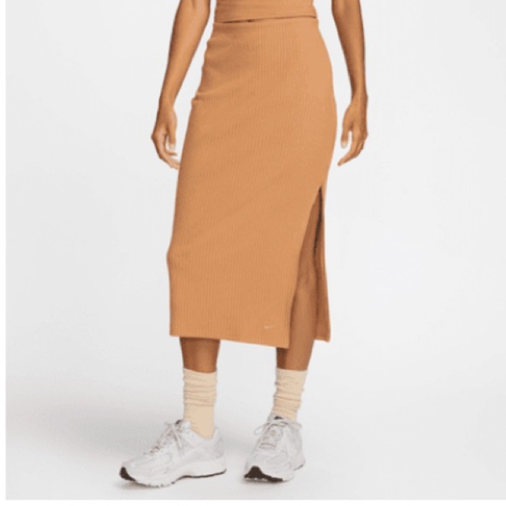 NIKE Ribbed Midi Skirt with Side Slit - Tan